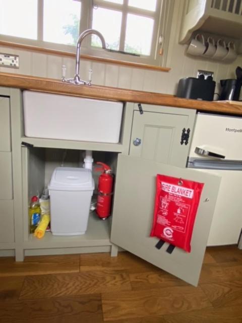 Campsite Woodpecker Shepherds Hut Boston